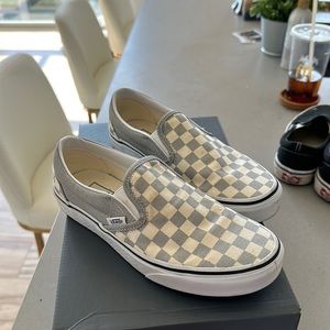 Checkerboard vans, womens 7.5 men’s 6